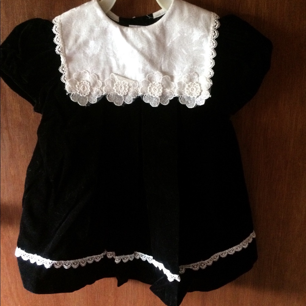 Girls Seasonal Dress 🌻 BRAND NEW